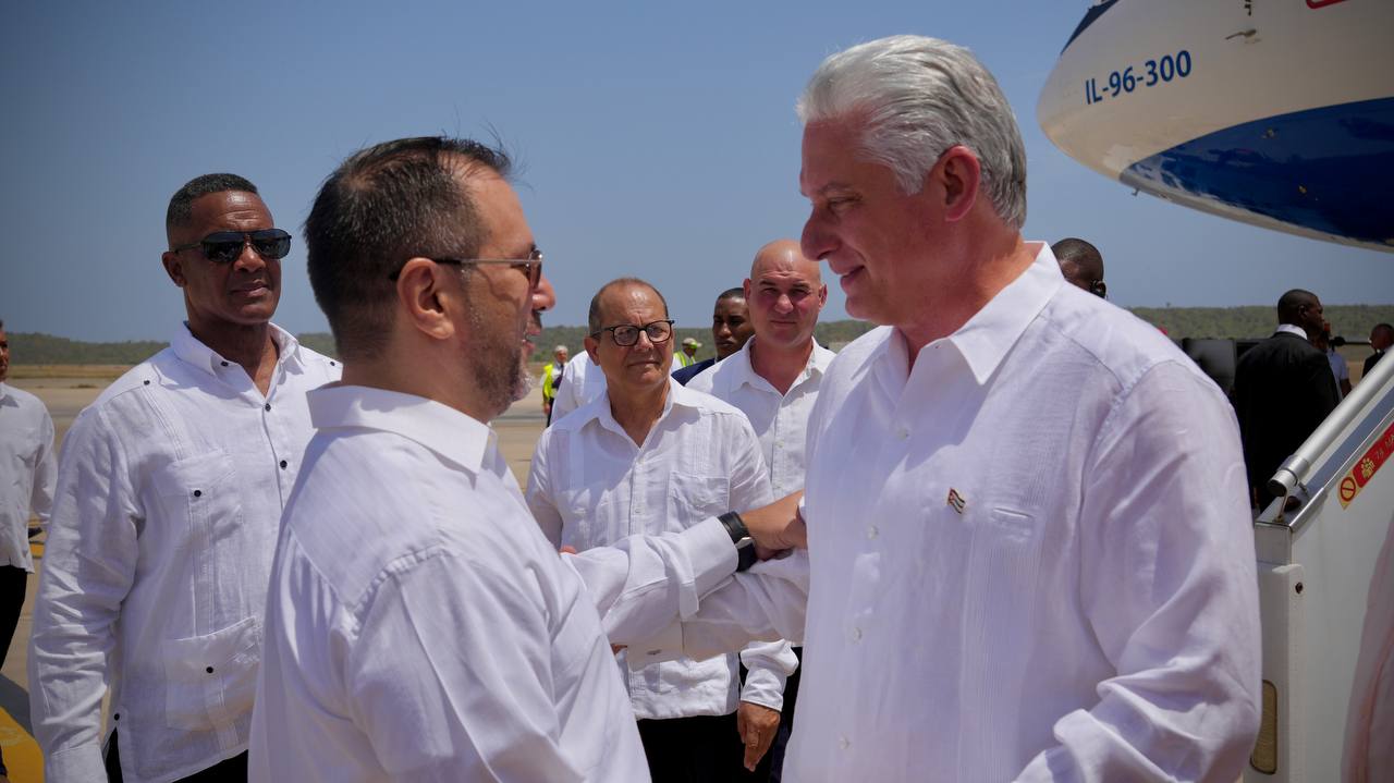 Presidente cubano llegó a Venezuela para participar en la XXIII Cumbre del ALBA-TCP