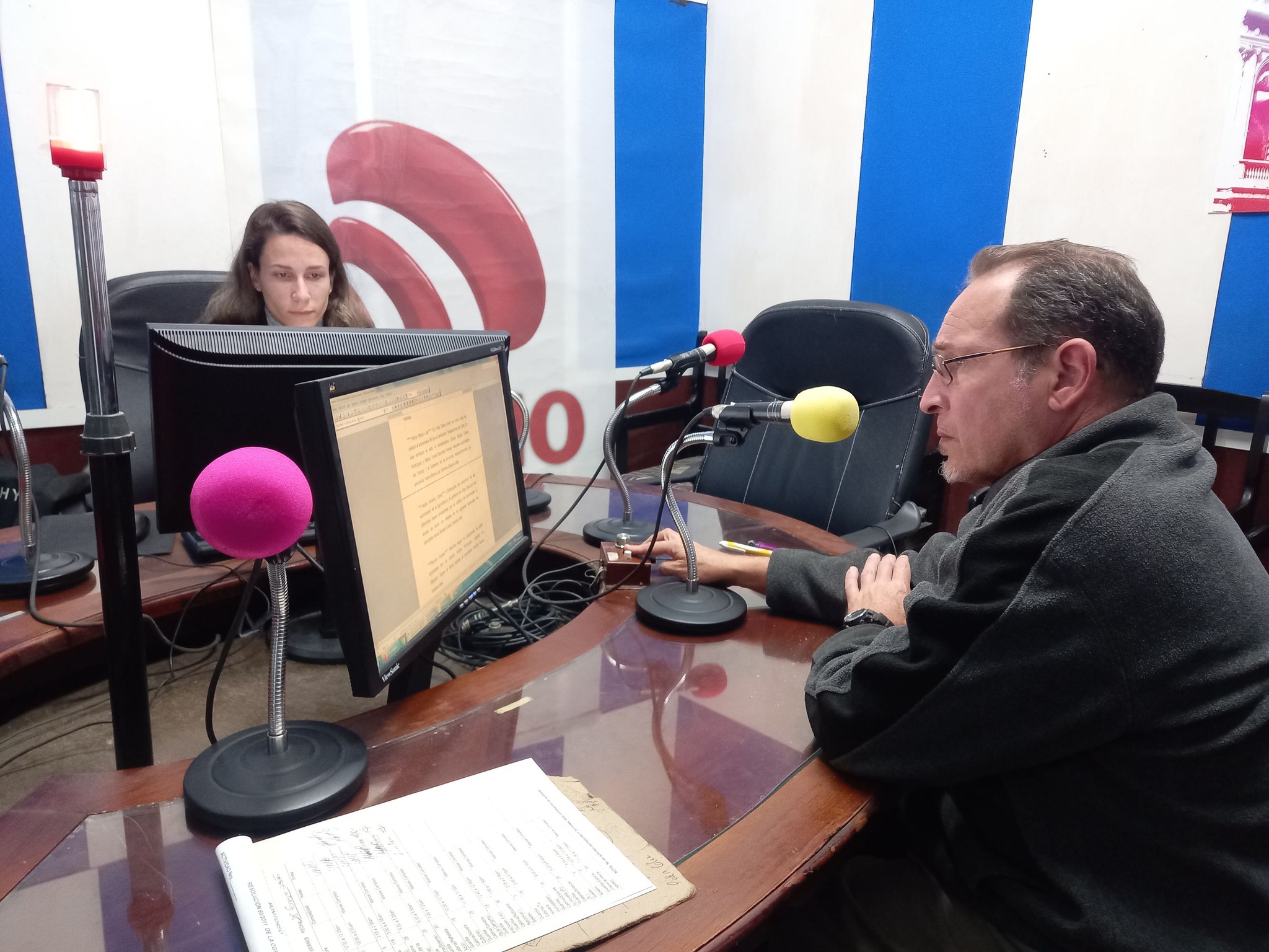 Hoy es el cumpleaños 33 de Patria, el primer noticiero de la CMHW, la Reina Radial del Centro. Homenaje eterno al más universal de los cubanos José Martí.