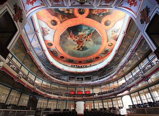 Avanza restauración del Teatro La Caridad, joya de la cultura villaclareña