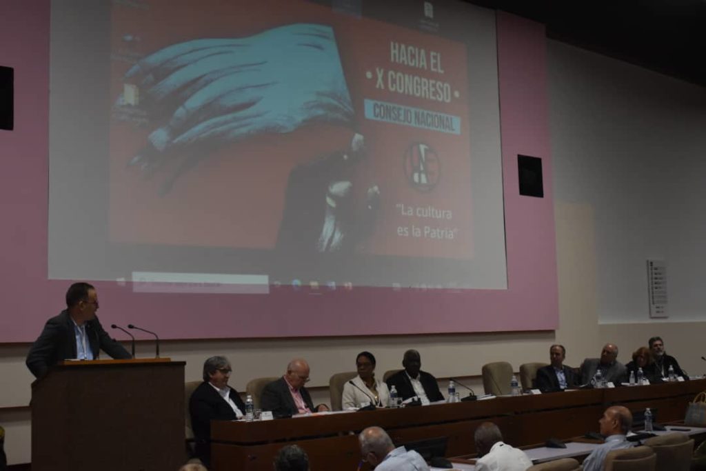 Sesionó Consejo Nacional de la UNEAC, camino al X Congreso de la organización 