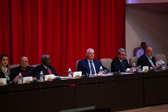 Asiste Díaz-Canel a la apertura de Universidad 2024 