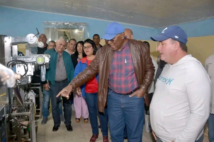 Vicepresidente cubano realiza visita de trabajo a Villa Clara 