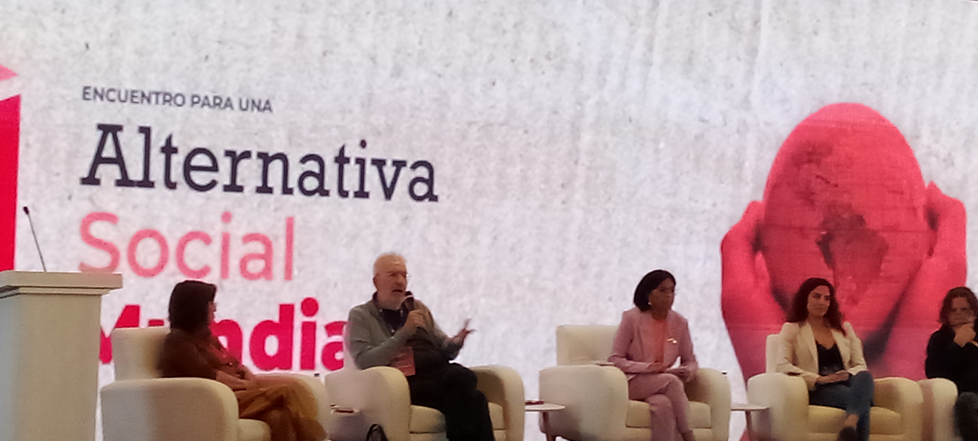 Comenzó en Caracas Encuentro para una Alternativa Social Mundial del ALBA-TCP