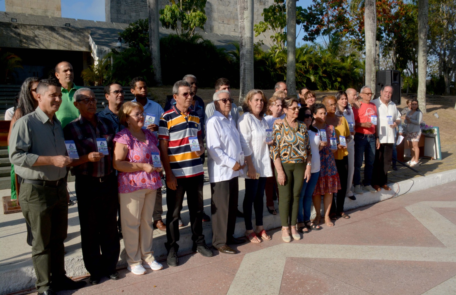 Reconocen a entidades y trabajadores destacados del sistema de la ciencia en Villa Clara