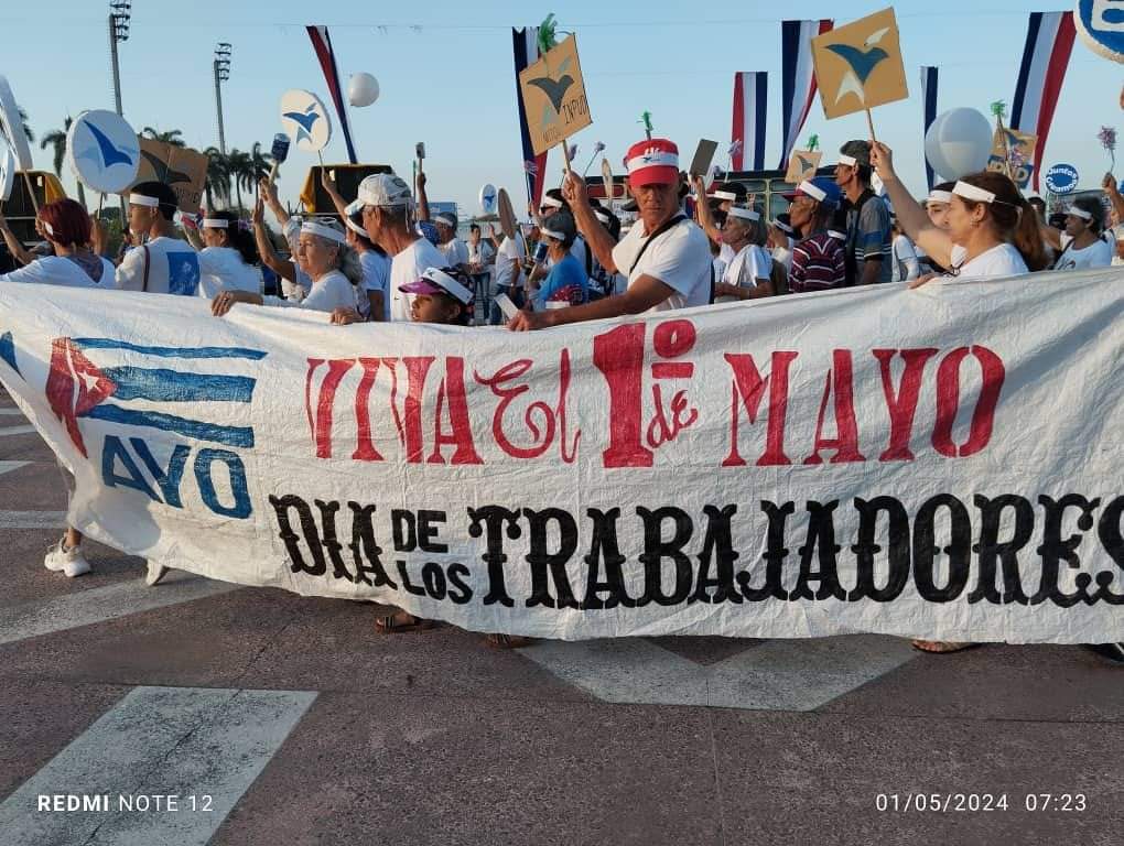 Postales de un Primero de Mayo en la Plaza del Che - CMHW