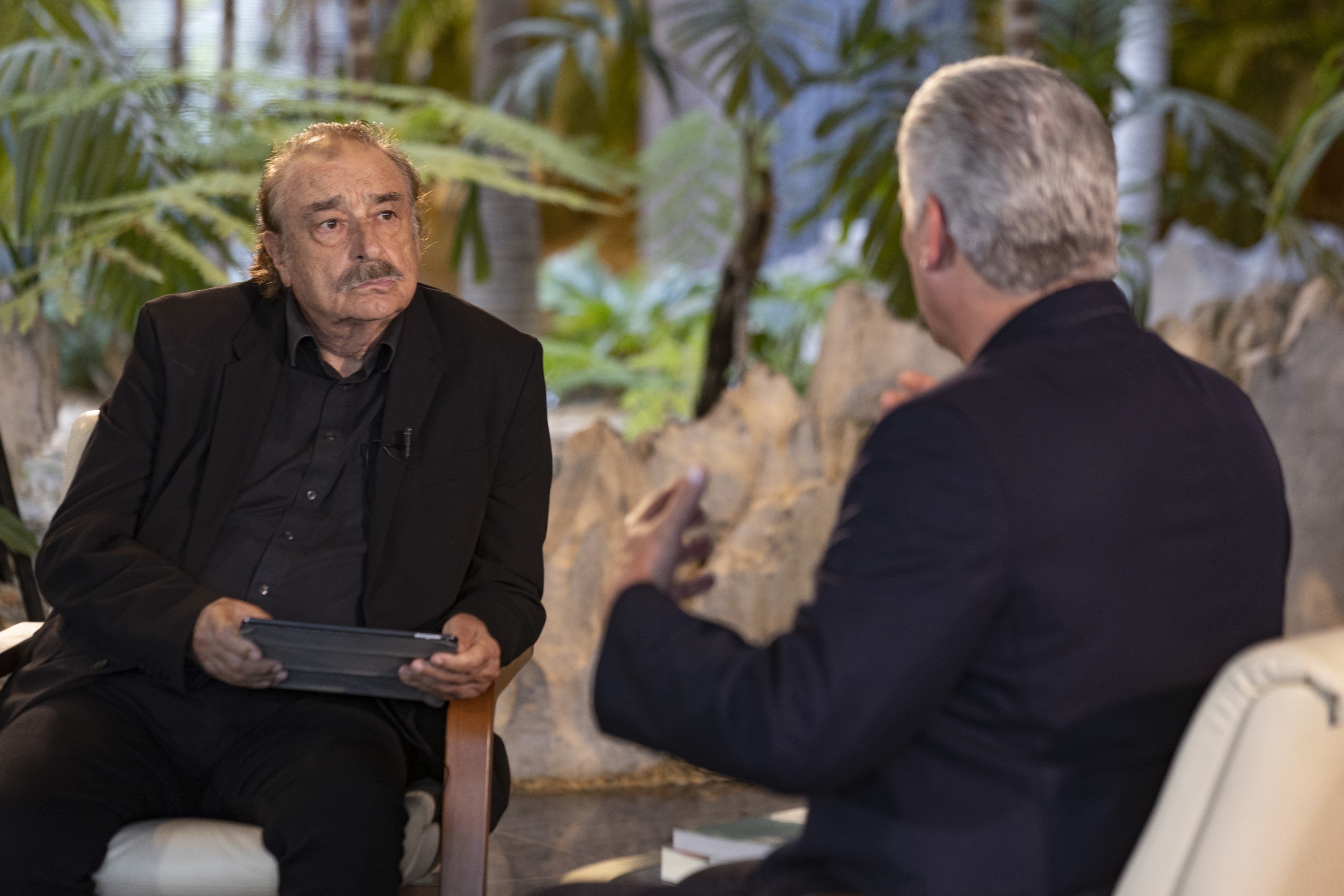 Amplia repercusión en medios de prensa internacionales de entrevista de Ignacio Ramonet a presidente cubano