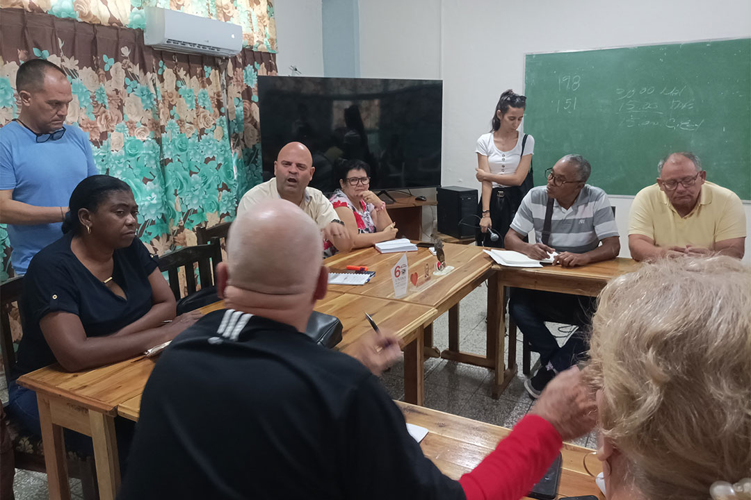  Trabajan para mejorar condiciones de los atletas en la EIDE villaclareña