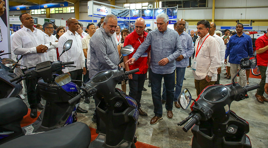 Inauguran feria expositiva de Cubaindustria 2024 con la presencia de Díaz-Canel