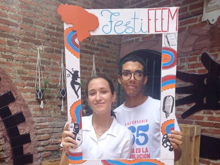 Realizan Festival de Artistas Aficionados de la FEEM en Santa Clara 