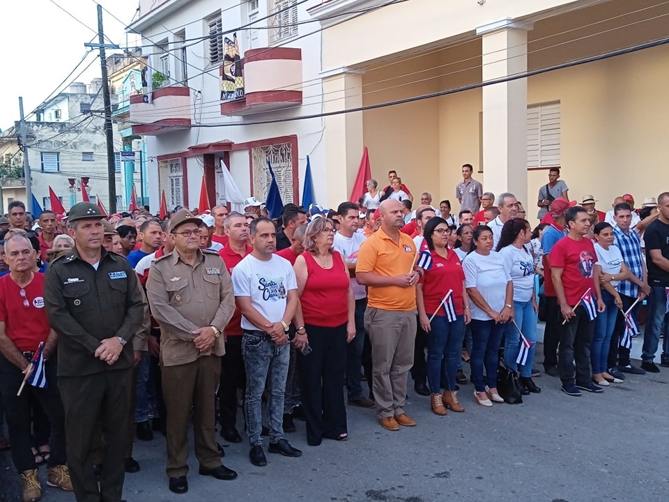 El acto provincial por el aniversario 71 de los históricos asaltos a los cuarteles Moncada y Carlos Manuel de Céspedes, en Santa Clara, se transmite en cadena provincial de Radio, con CMHW como planta matriz.