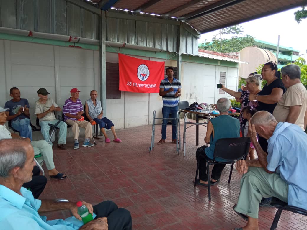 Hasta el Hogar de Ancianos No. 3 de Santa Clara, donación del proyecto “A Cuba hay que quererla” (+Audio)