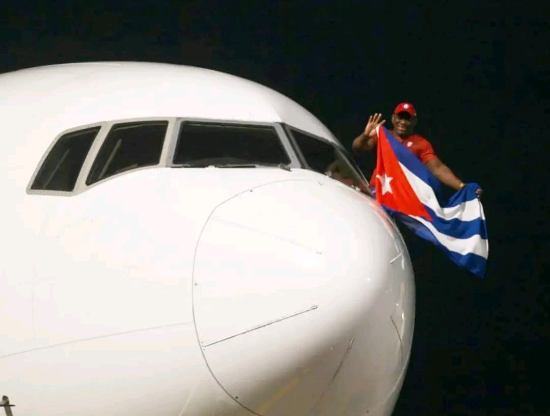 Arribó a La Habana delegación deportiva cubana