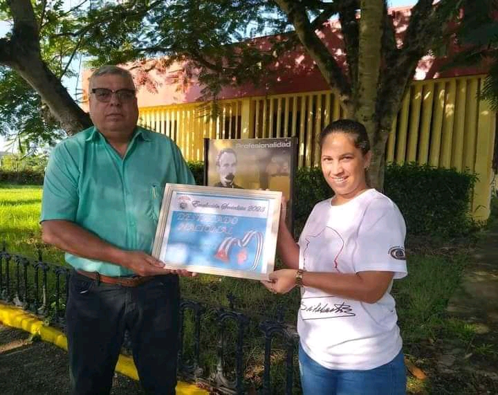 Recibe Geominera del Centro condición de colectivo Destacado Nacional