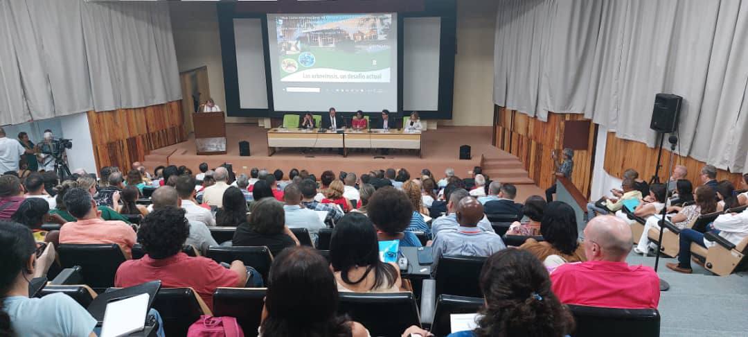 18vo Curso Internacional de Dengue y otros arbovirus emergentes: La lección primera es no subestimar