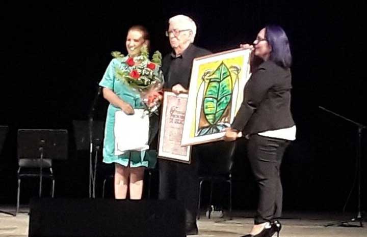 Reconocen a Pedro Urbezo con el Premio Nacional de Radio