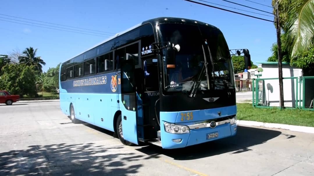 Ómnibus Nacionales Villa Clara sobre ruedas