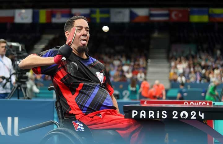 Yunier Fernández con histórico oro en Paralímpicos de París 2024