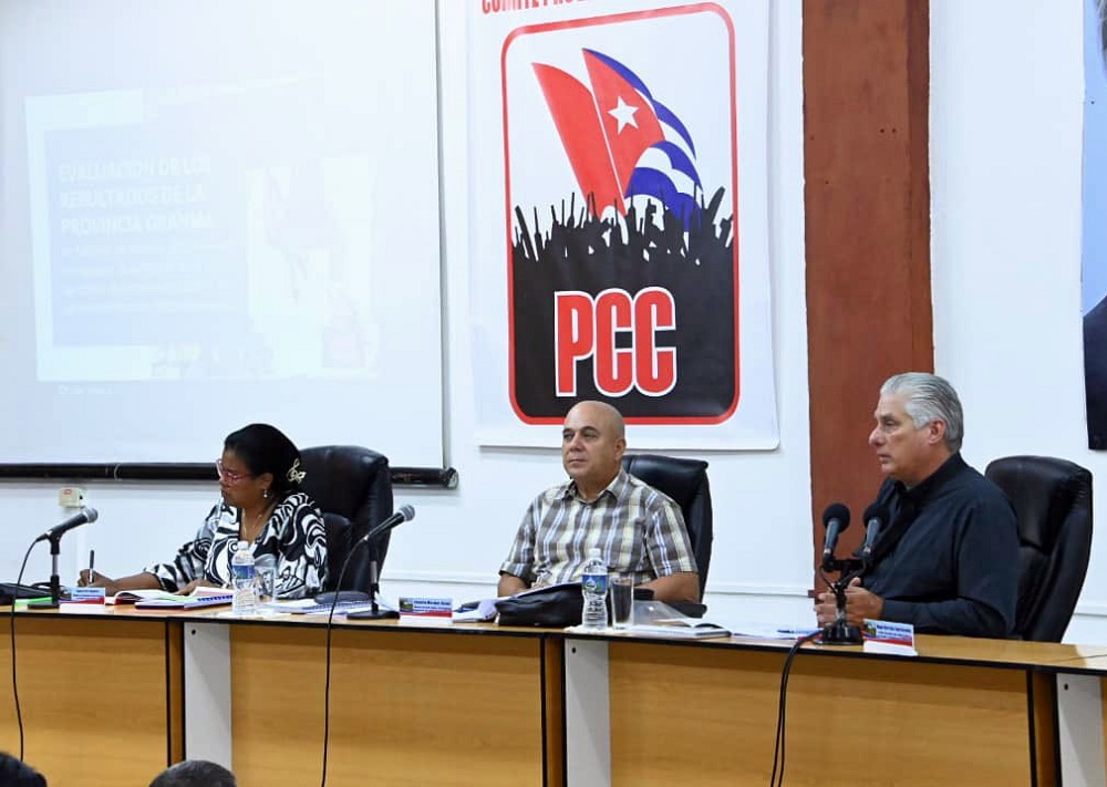 Tres provincias orientales celebran plenos extraordinarios de los Comités provinciales del Partido