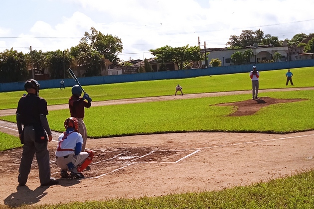 Liga Azucarera  de Béisbol: "Chiquitico Fabregat" en cuartos de finales por la zona central