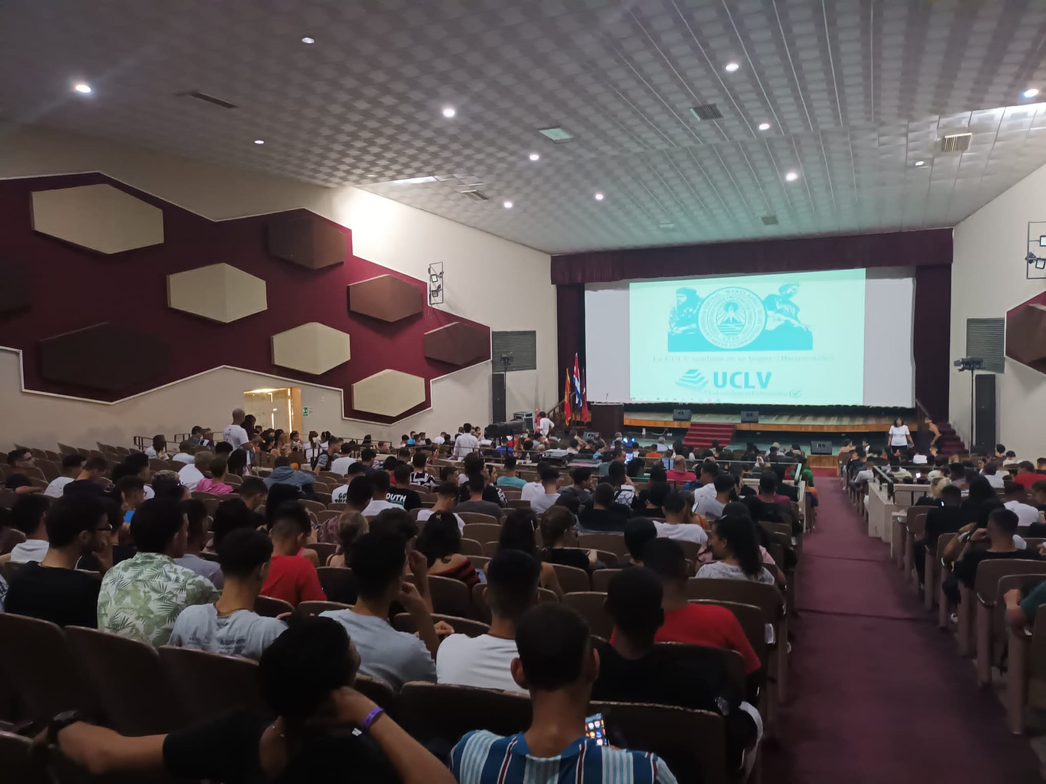 uclv De vuelta a las aulas en la Universidad Central