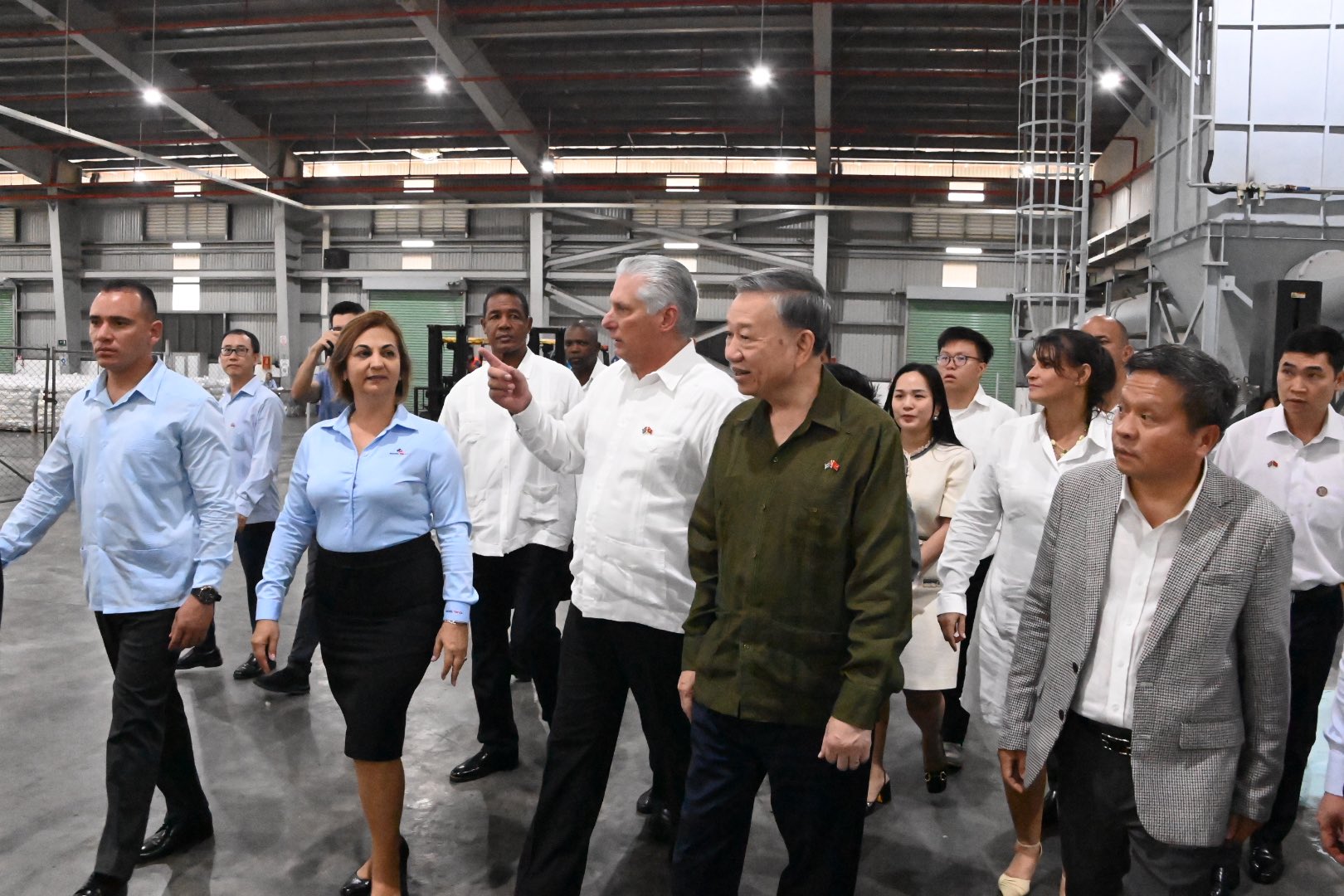 Presidentes de Cuba y Vietnam reafirman lazos de solidaridad 