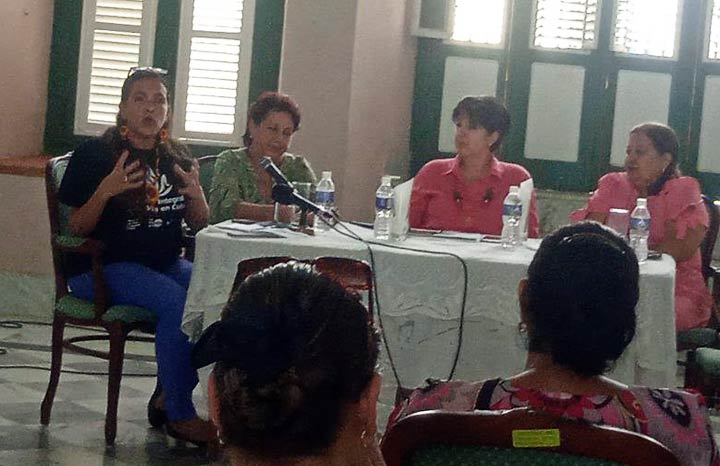 Cuenta Cuba con nueva normativa sobre cuidadores
