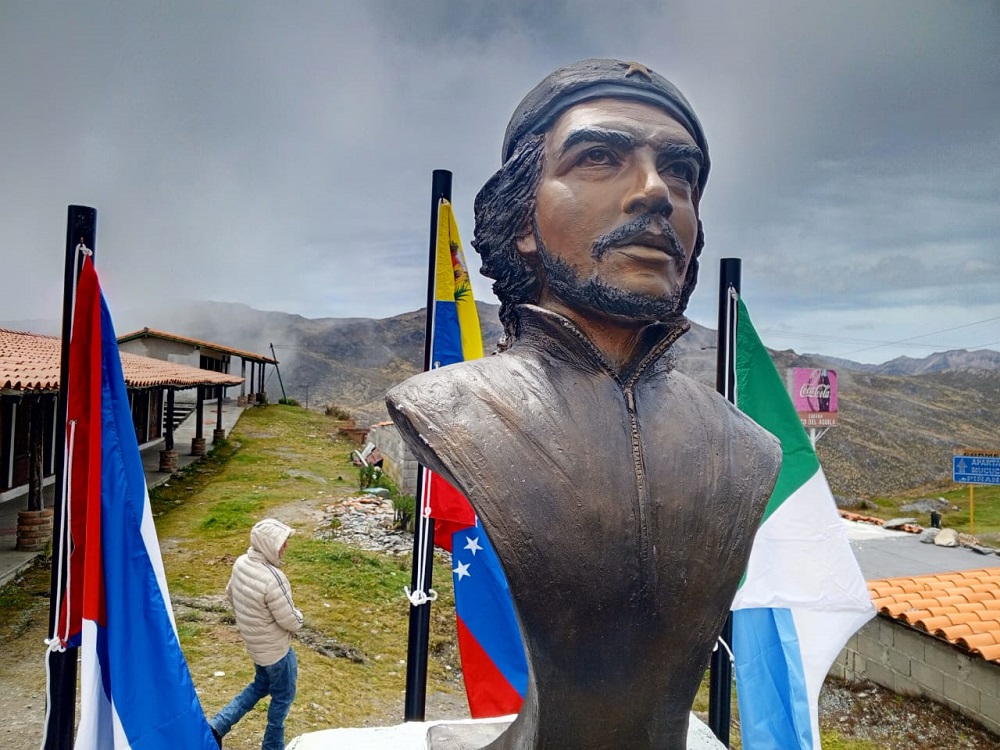 En uno de los sitios más altos de Venezuela, Che renacido