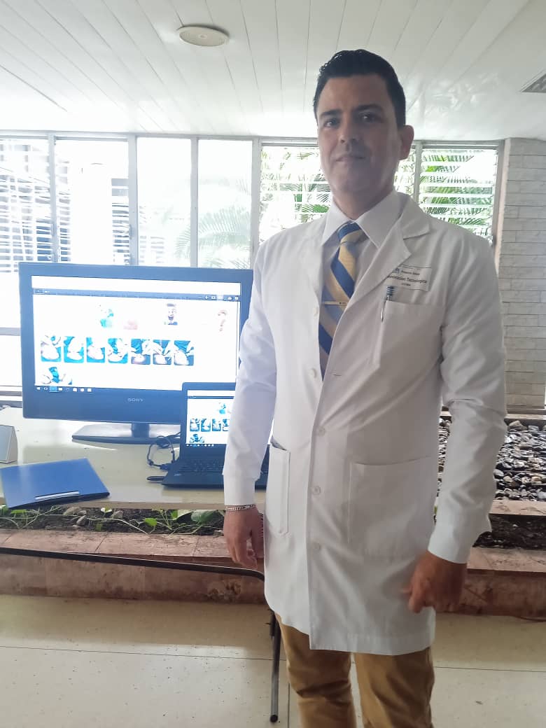 Técnicas innovadoras no invasivas benefician operaciones oftalmológicas en Villa Clara