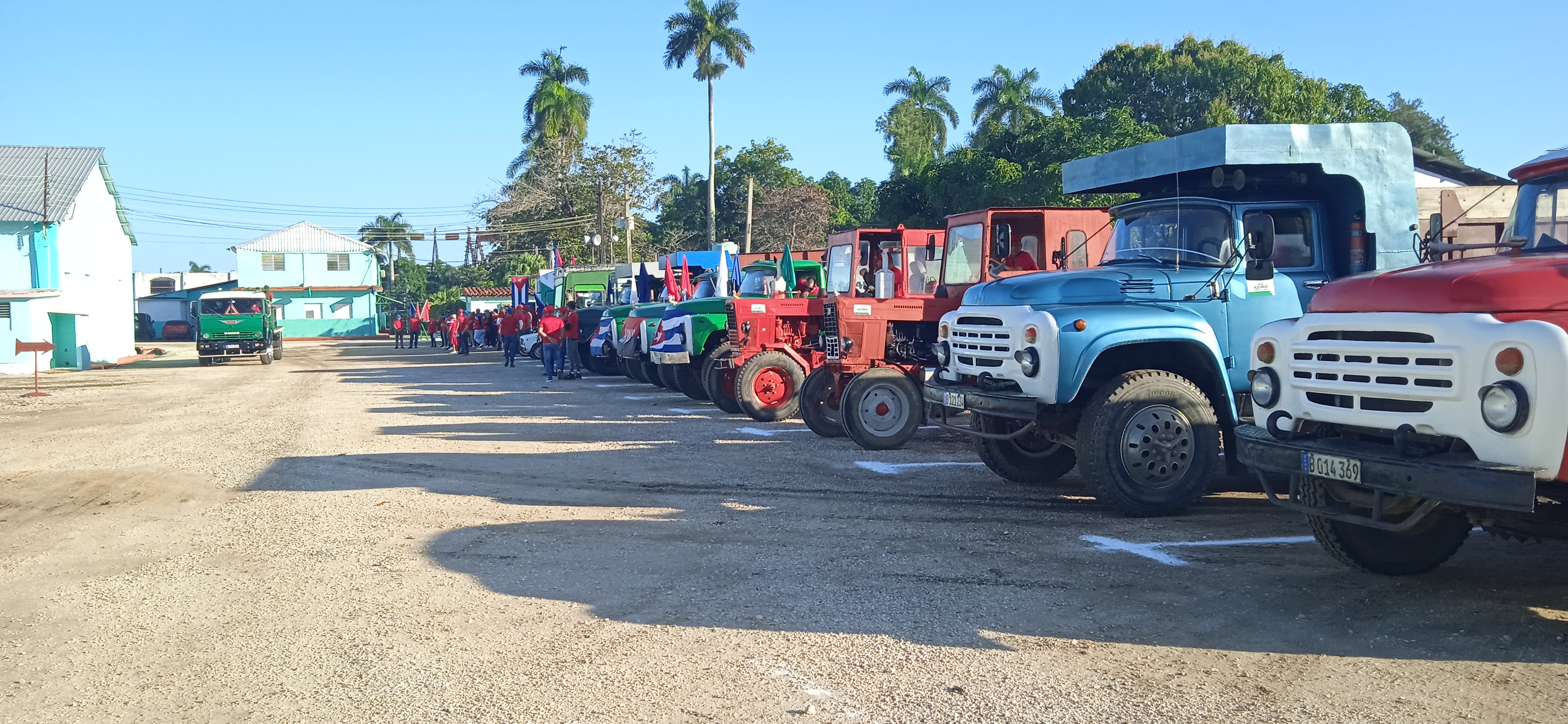 Listos para la zafra azucarera trabajadores de la Agencia Azumat "Héctor Rodríguez", de Sagua la Grande