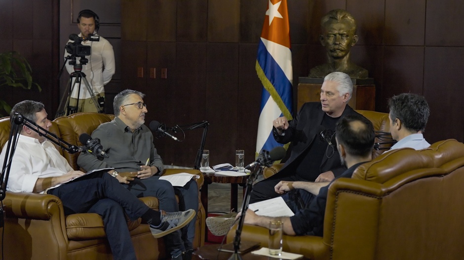Díaz-Canel: El pueblo cubano todos los días está dando lecciones de ejemplaridad y heroísmo (+ Fotos y Video)