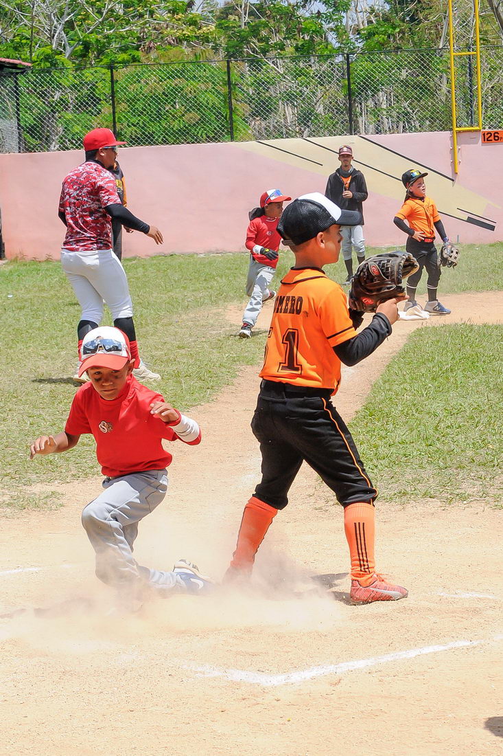 La cantera del béisbol villaclareño brilla en torneo categoría 7-8 años