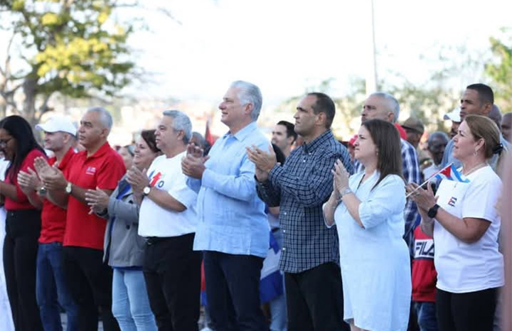 Antesala de 1 de Mayo en aniversario de natalicio de Lenin