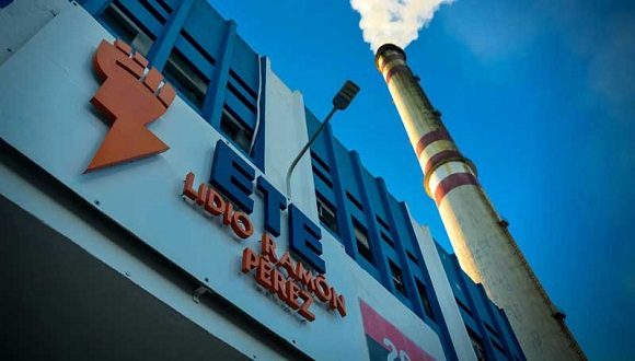 Unidad uno de la central termoeléctrica Felton se sincroniza al sistema electroenergético tras reparación de salidero en la caldera