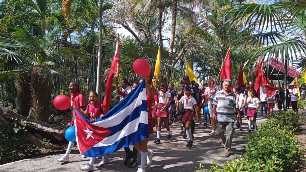 Reciben en Villa Clara a los delegados a la Asamblea Provincial Pioneril