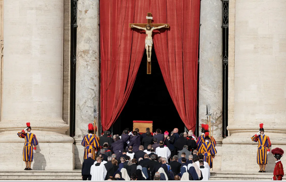 Cuerpo del papa Francisco permanecerá en la basílica de San Pedro durante tres días antes del funeral