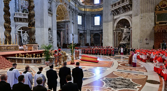 Cuerpo del papa Francisco permanecerá en la basílica de San Pedro durante tres días antes del funeral