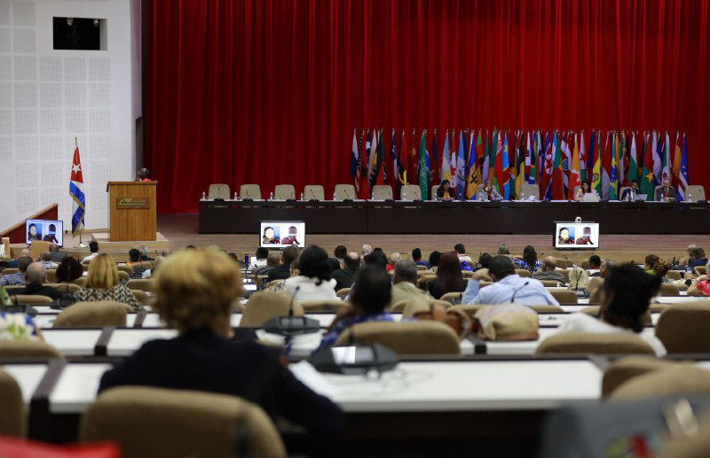 Debaten sobre enfrentamiento a epidemias en Cuba Salud 2025