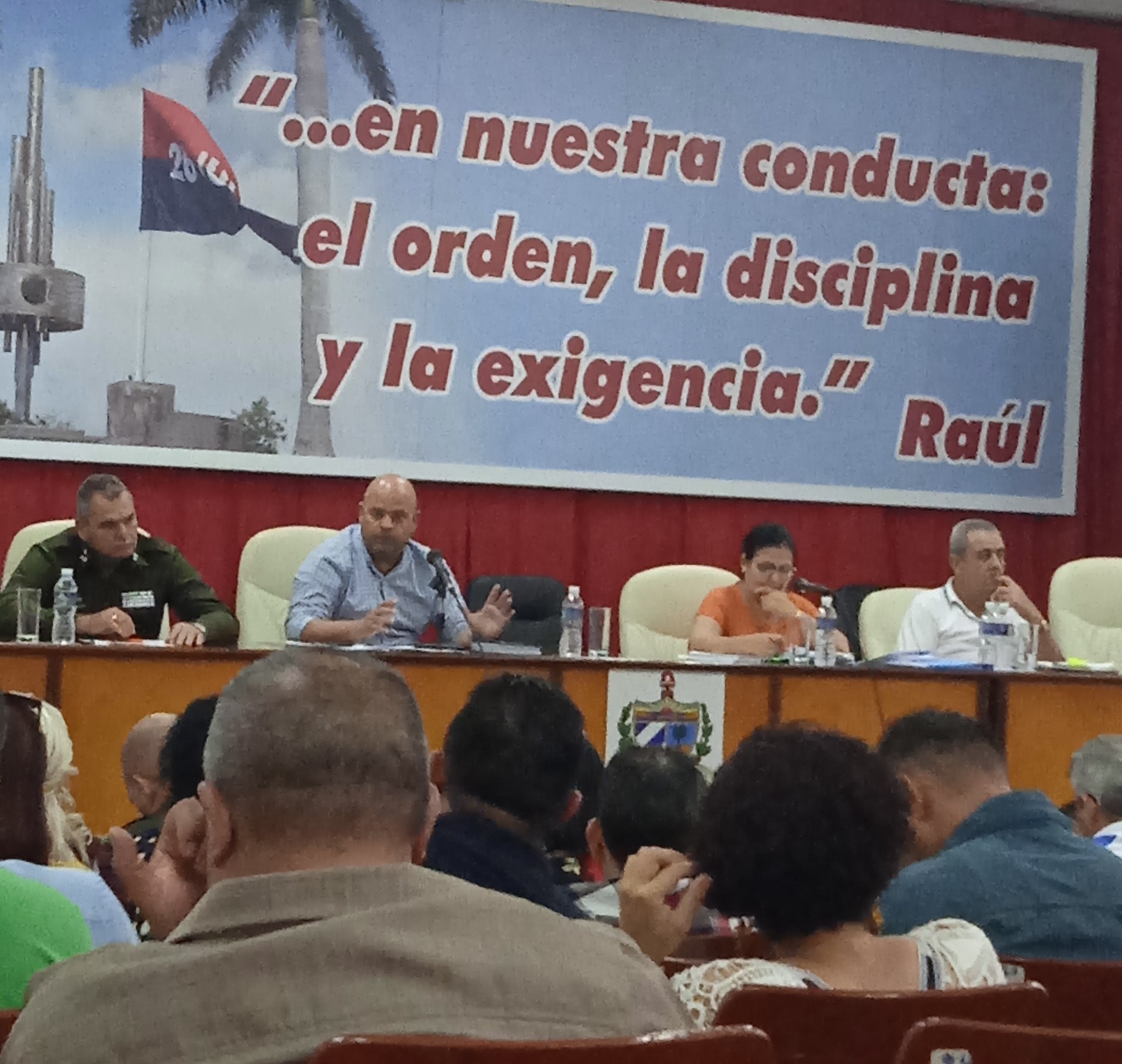 Encabezan máximas autoridades políticas y de gobierno análisis de temas medulares para el avance de Villa Clara