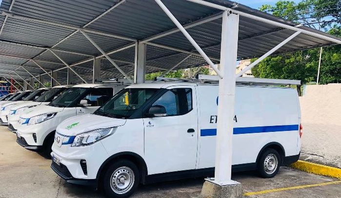 Proyectan establecer estaciones de carga para vehículos eléctricos