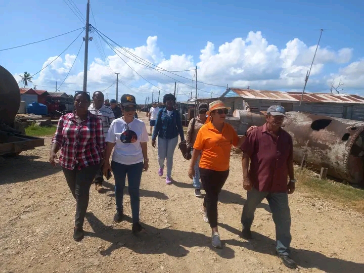 Constata gobernadora villaclareña opciones recreativas en el litoral de Sagua la Grande