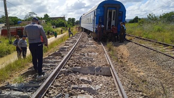 Descarrilamiento de tren en Matanzas deja tres lesionados leves