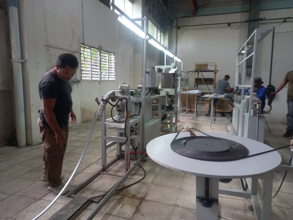inpud4 Recorren máximas autoridades de Villa Clara industrias del territorio