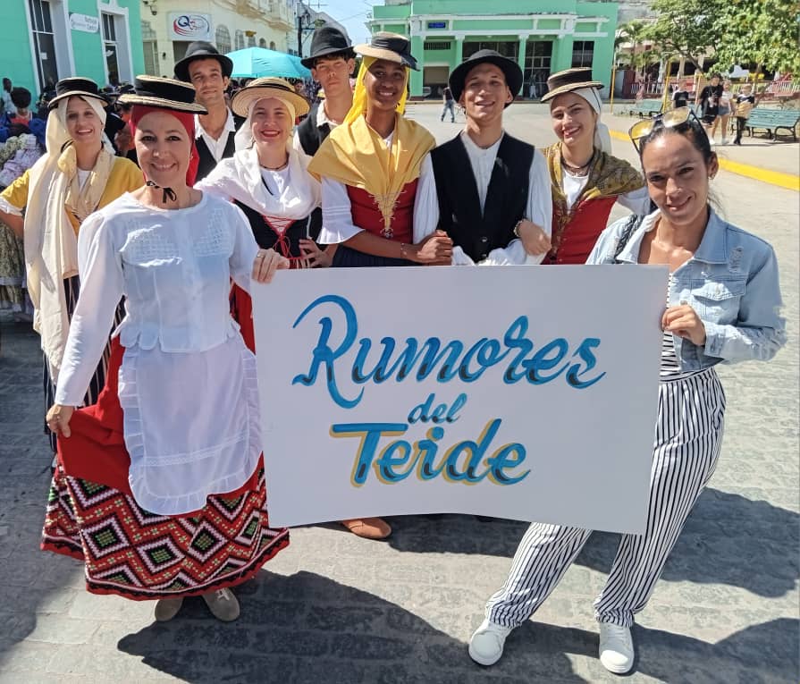 Experiencias del Cuerpo de Baile Canario Rumores del Teide de Santa Clara en el FolkDanza 2025