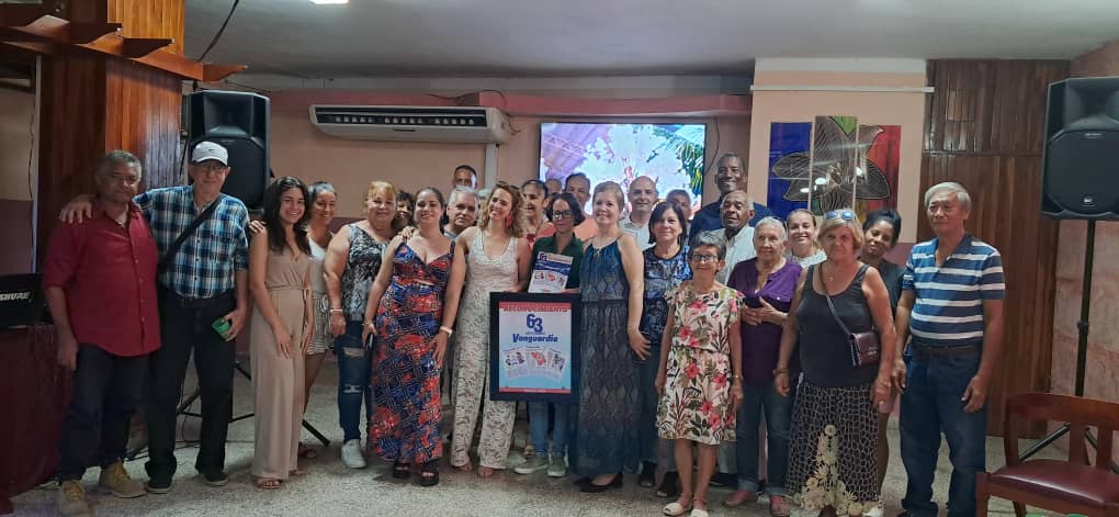 Celebra la editora Vanguardia su aniversario 63