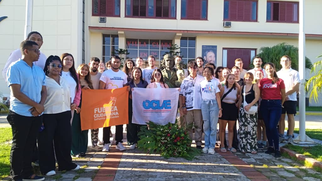 Jóvenes ratifican compromiso con las causas justas del mundo