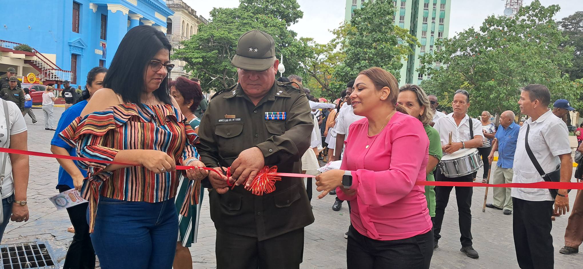 Comienza tradicional Verbena de la Calle Gloria en Santa Clara