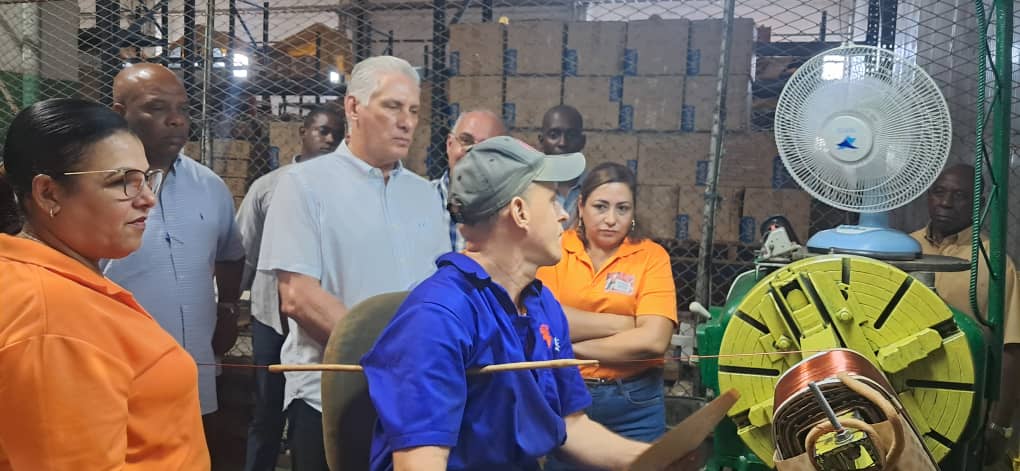 Recorre Díaz Canel objetivos económicos y sociales en Villa Clara