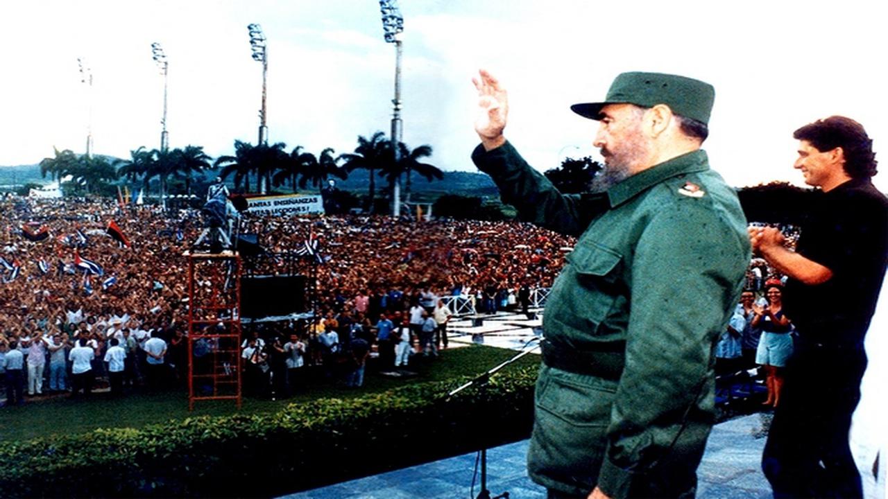 Fidel Castro Ruz, líder histórico y Comandante en Jefe de la Revolución Cubana, cumple hoy 99 años en plenitud de sobrevida.