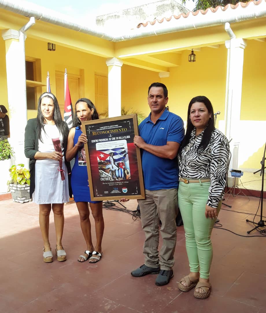Reconocen en Villa Clara a trabajadores de la Cultura
