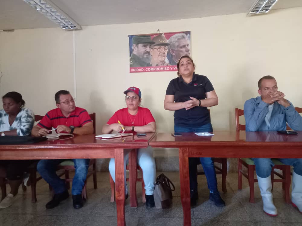 Constatan máximas autoridades de Villa Clara recuperación en territorios afectados por inundaciones